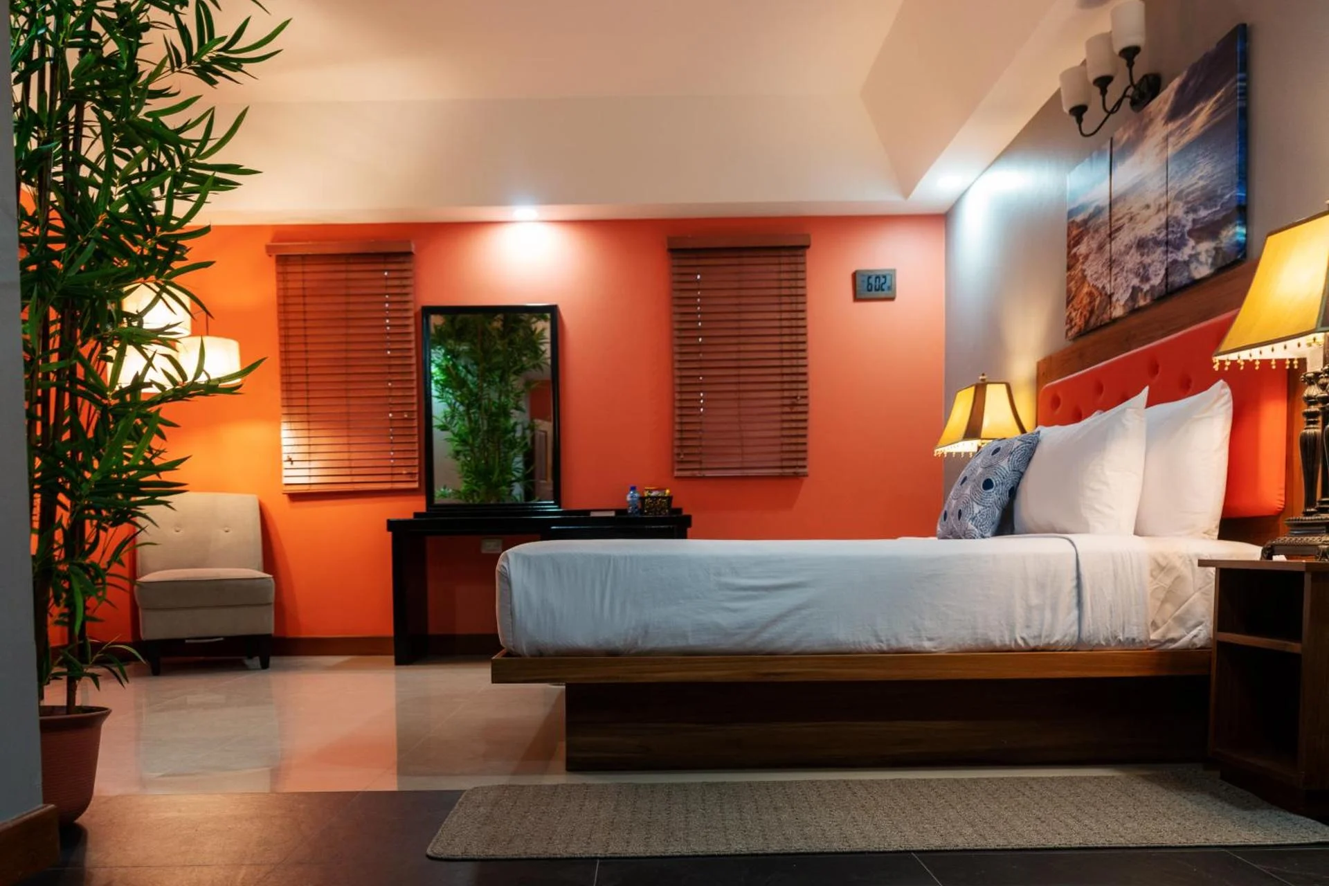 Runaway Restaurant & Hotel